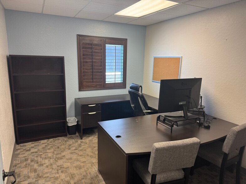 More Photos Of 5624 N 54th Ave, Glendale Warehouse For Lease