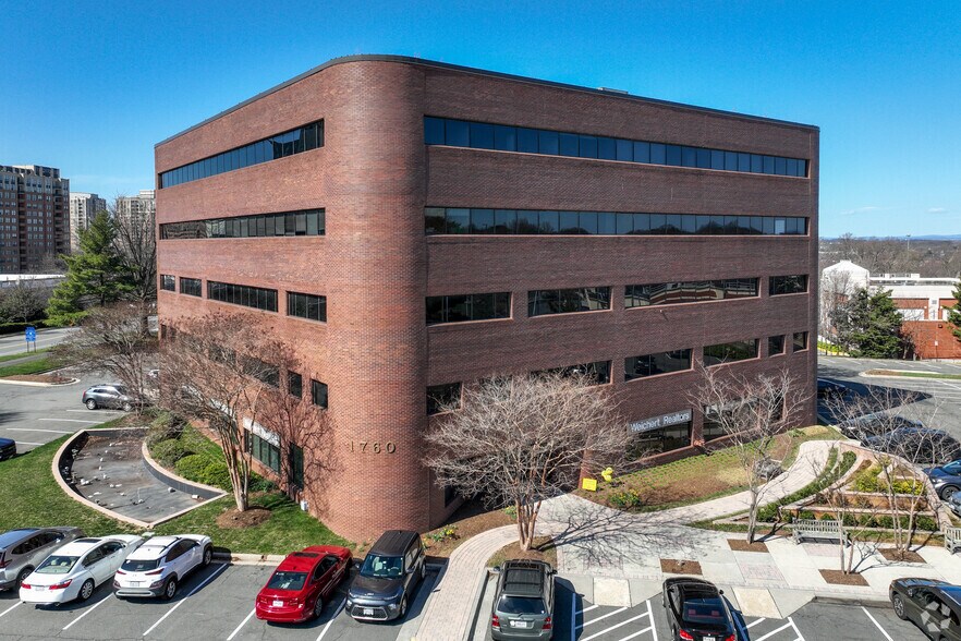 More Photos Of 1760 Reston Pky, Reston Office For Lease