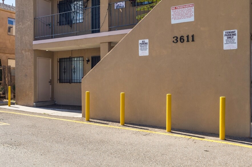 More Photos Of 3611 Tyson Pl NE, Albuquerque Multifamily For Sale