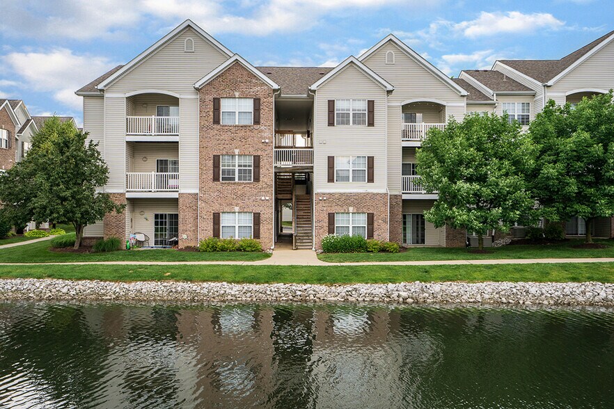 More Photos Of 1200 Greenfield Pl, O'Fallon Apartments For Sale