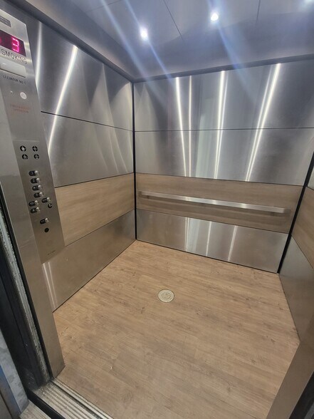 More Photos Of 576 Central Ave, East Orange Office For Lease