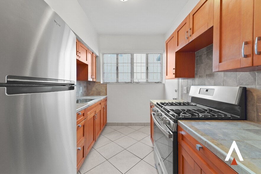 More Photos Of 531 16th St, Miami Beach Apartments For Sale