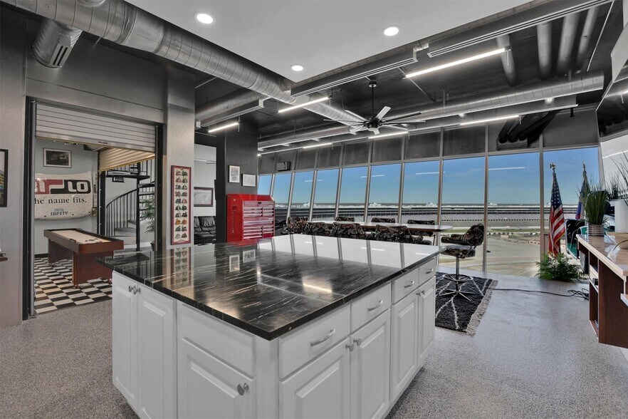 More Photos Of 3575 Lone Star Cir, Fort Worth Apartments For Sale