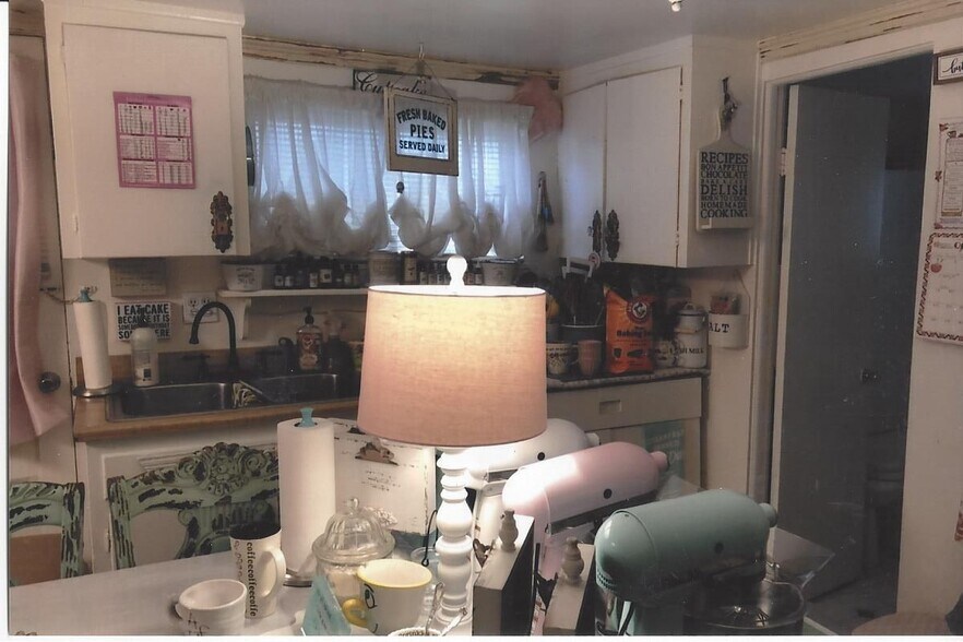 More Photos Of 4615 S Santa Fe Dr, Englewood Service For Sale