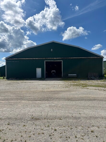 More Photos Of 621 McChord, Rantoul Industrial For Sale