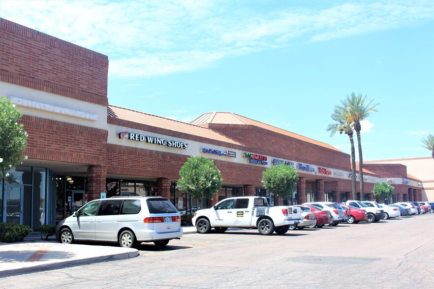 More Photos Of 575-725 W Warner Rd, Tempe General Retail For Lease