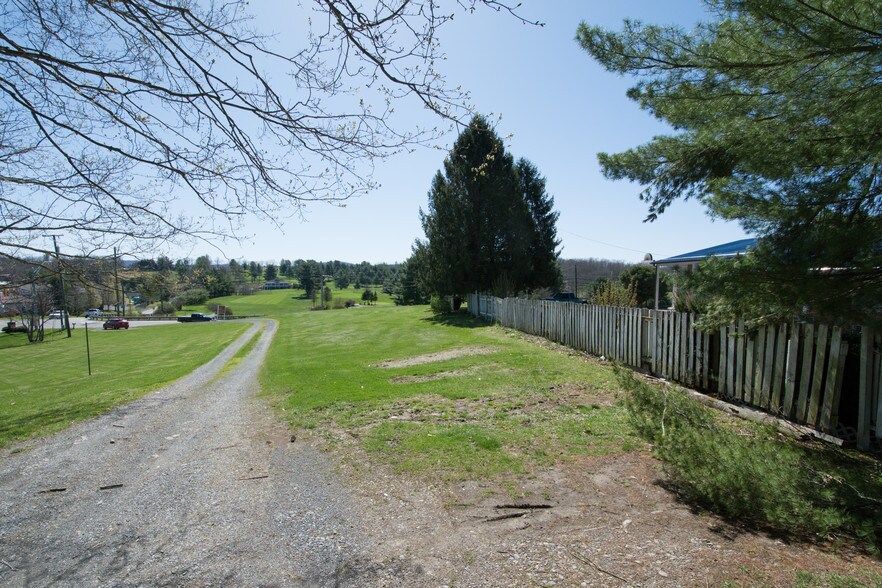 More Photos Of 2775 Jefferson St, Lewisburg Land For Sale