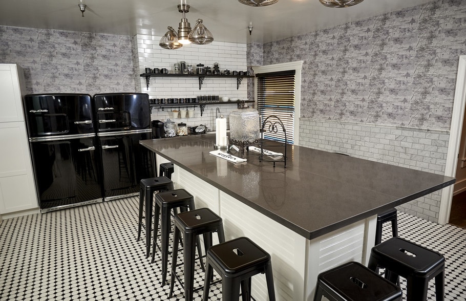 More Photos Of 202-208 W 4th St, Santa Ana Office For Lease