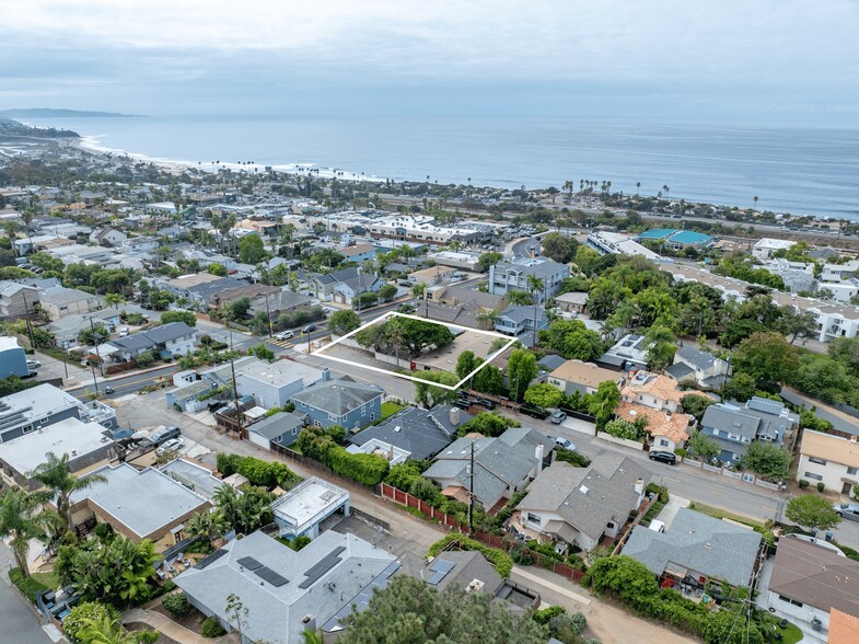 More Photos Of 240 Birmingham Dr, Cardiff Land For Sale