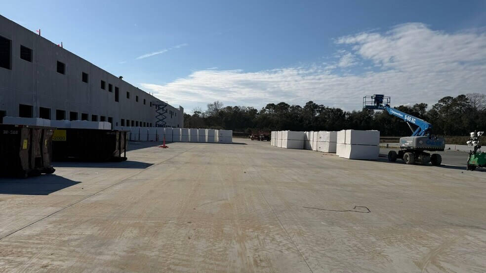 More Photos Of 4704 Ogeechee Rd, Savannah Industrial For Lease