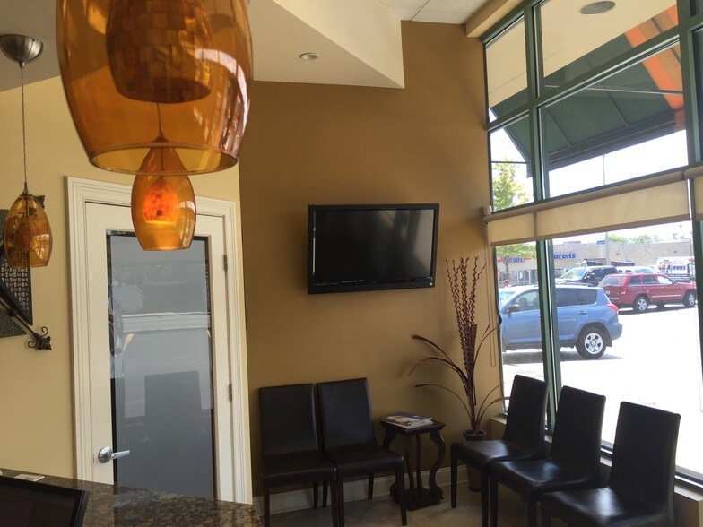 More Photos Of 1601-1747 S Cicero Ave, Cicero General Retail For Lease