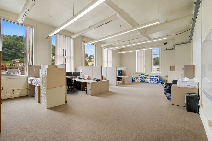 More Photos Of 820 Evergreen Ave, Pittsburgh Office For Lease