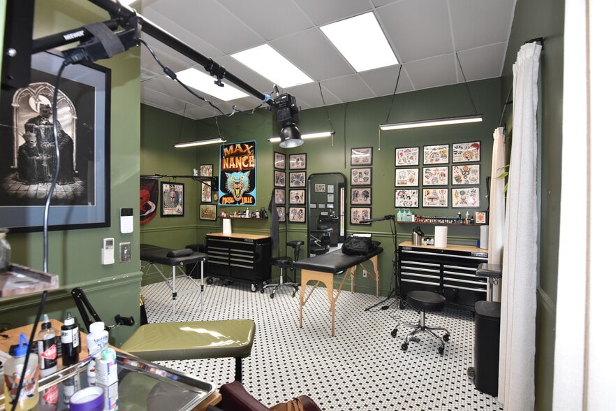 More Photos Of 4010 Hillsboro Pike, Nashville Garden Center For Lease