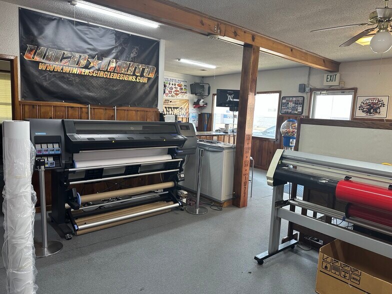 More Photos Of 56 E Jefferson St, Spencer Warehouse For Sale