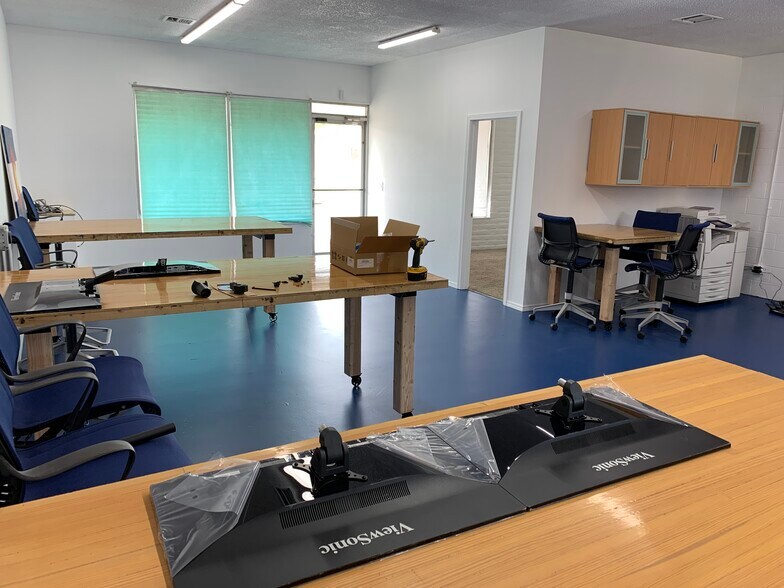 More Photos Of 1136 Kimbark St, Longmont Warehouse For Lease