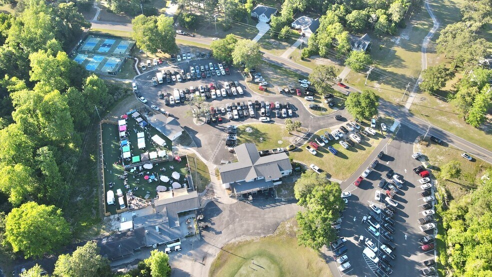 More Photos Of 2368 Country Club Dr, Hampstead Golf Course Driving Range For Sale
