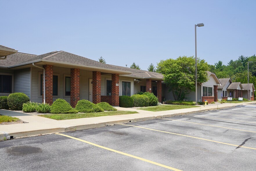 More Photos Of 1340-1350 S Grandstaff Dr, Auburn Loft Creative Space For Sale