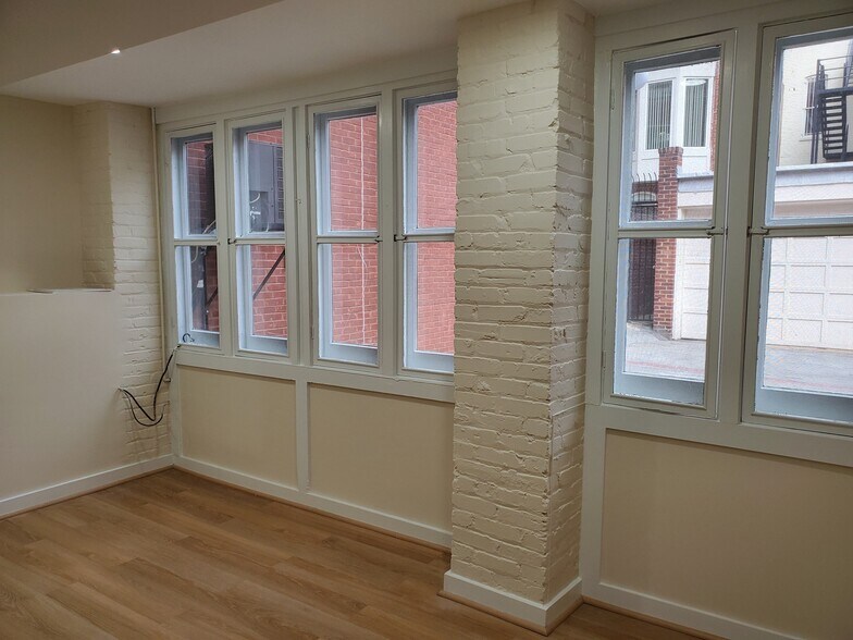 More Photos Of 9 Saint Matthews Ct NW, Washington Office Residential For Lease