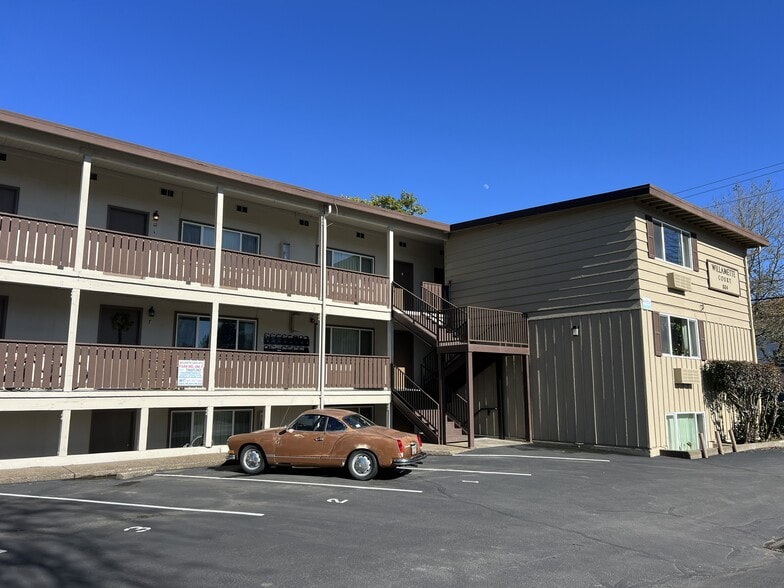 More Photos Of 804 NE 2nd St, Corvallis Apartments For Sale