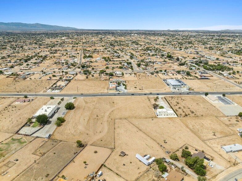 More Photos Of 11146 Hesperia Rd, Hesperia Unknown For Lease