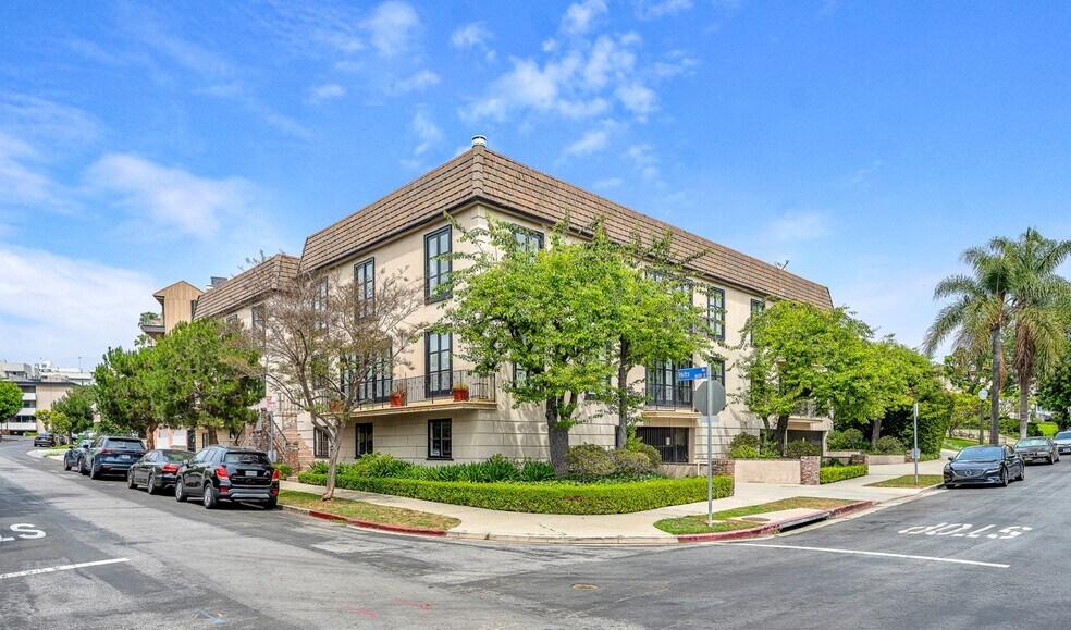 More Photos Of 1630 Hilts Ave, Los Angeles Apartments For Sale