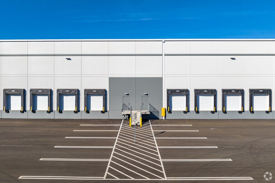 More Photos Of 750 Progress Way, Gaithersburg Unknown For Lease