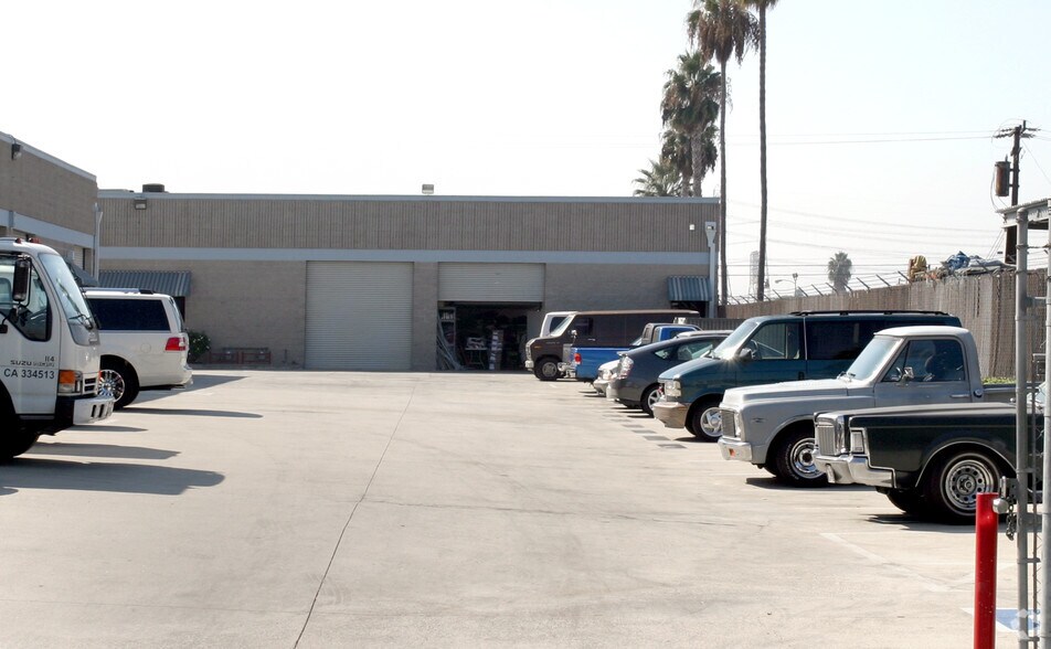 More Photos Of 1866 W 169th St, Gardena Warehouse For Lease