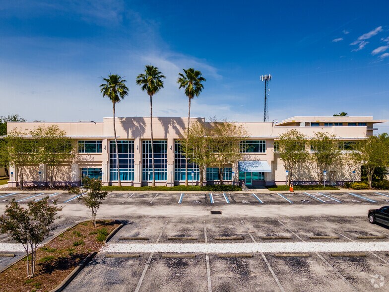 More Photos Of 6021 142nd Ave, Clearwater Office For Lease