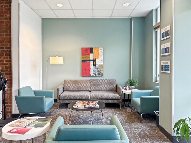 More Photos Of 7027 Old Madison Pike NW, Huntsville Coworking Space