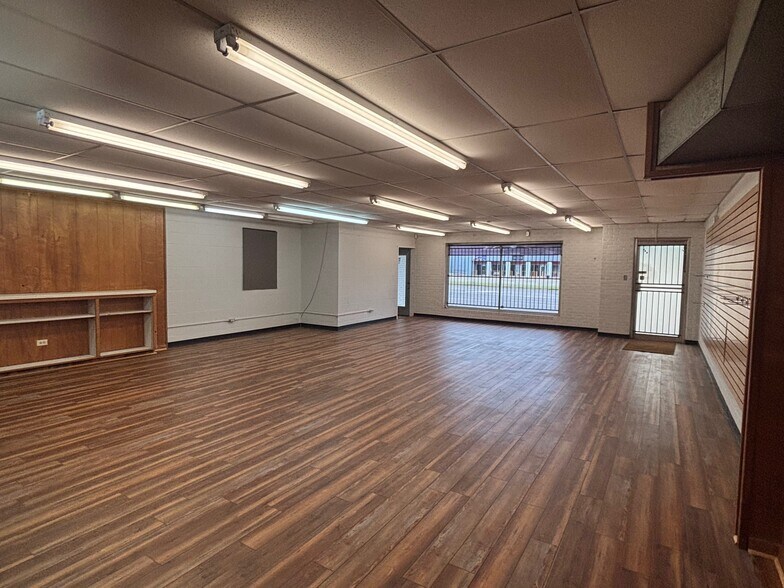 More Photos Of 2324 Texas Blvd, Texarkana General Retail For Sale