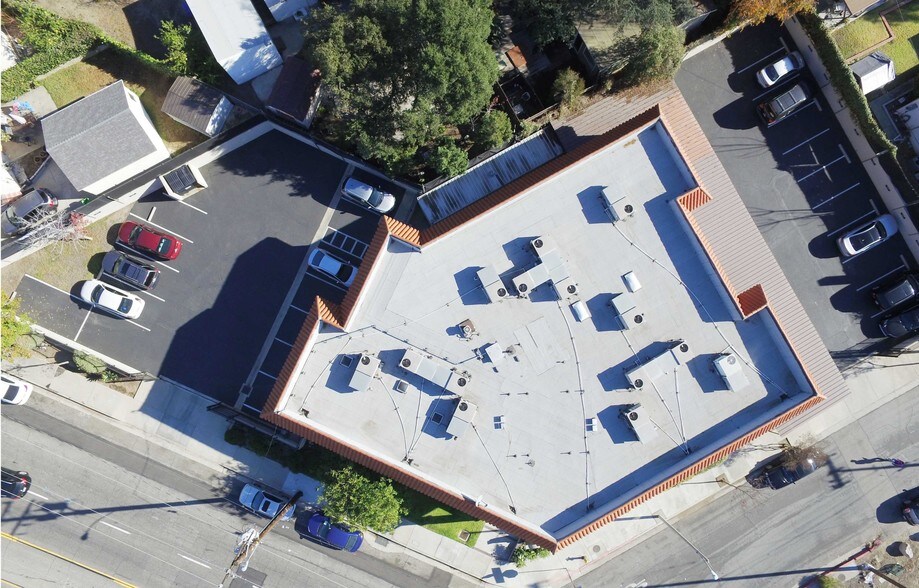 More Photos Of 4250 Pennsylvania Ave, La Crescenta Medical For Sale