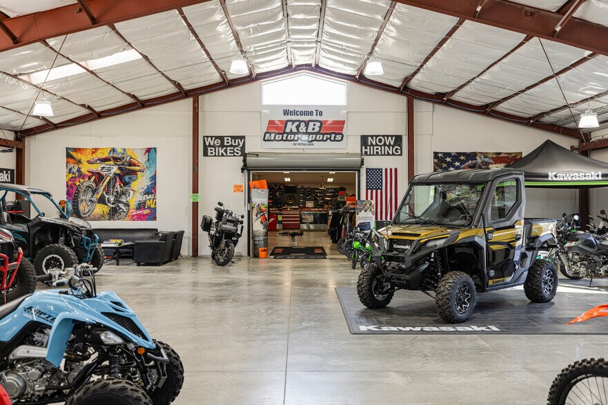 More Photos Of 3480 Petaluma Blvd N, Petaluma Self Storage For Sale