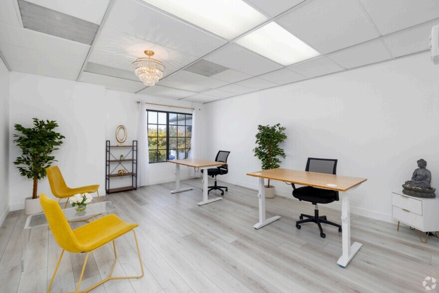 More Photos Of 11600-11610 Washington Pl, Culver City Loft Creative Space For Lease