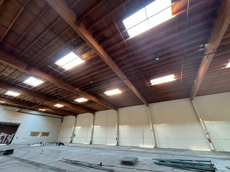 More Photos Of 1531-1619 E Main St, Stockton Warehouse For Lease