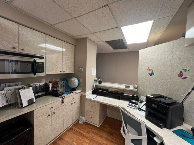 Primary Photo Of 2100 SE Ocean Blvd, Stuart Medical For Lease