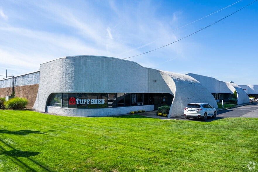 More Photos Of 1172-1176 Route 109, Lindenhurst Warehouse For Lease