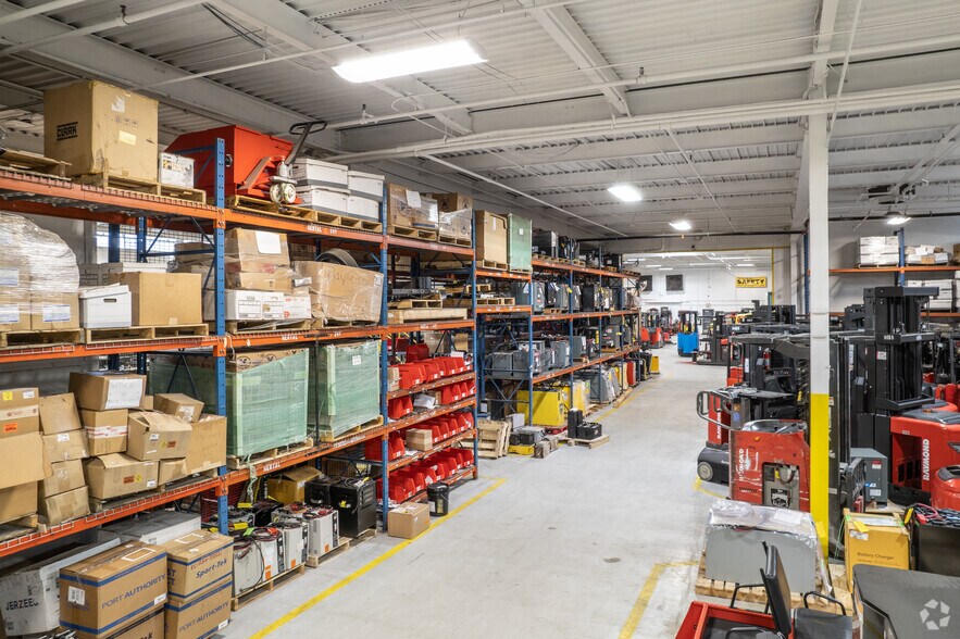 More Photos Of 1000 Brighton St, Union Township Manufacturing For Lease