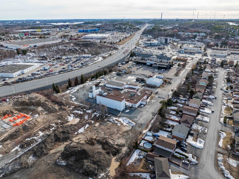More Photos Of 500 Barrydowne Rd, Sudbury Manufacturing For Sale