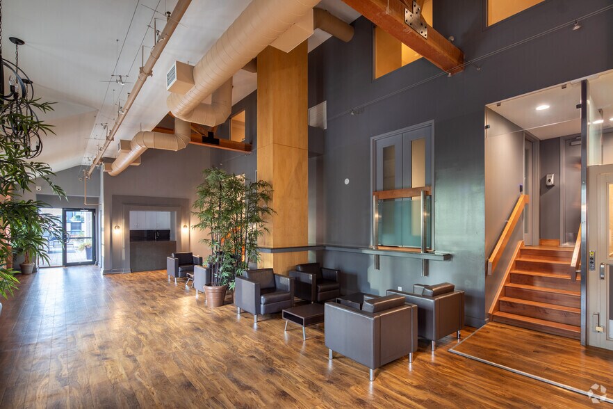 More Photos Of 167 Church St, Toronto Apartments For Lease