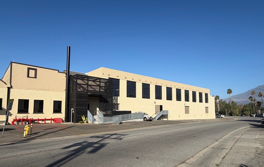 More Photos Of 341 A St, Fillmore Warehouse For Lease