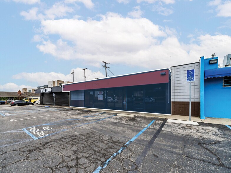 Primary Photo Of 20383-20387 Beach Blvd, Huntington Beach Freestanding For Lease
