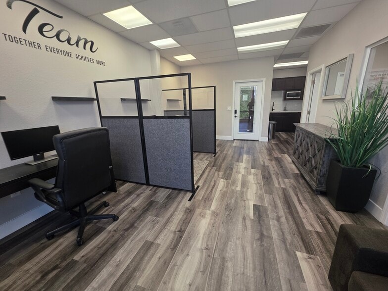 More Photos Of 5959 Mission Gorge Rd, San Diego Office For Sale