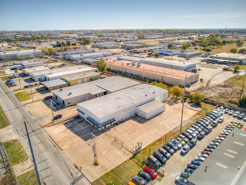 More Photos Of 10910 E 55th Pl, Tulsa Manufacturing For Sale