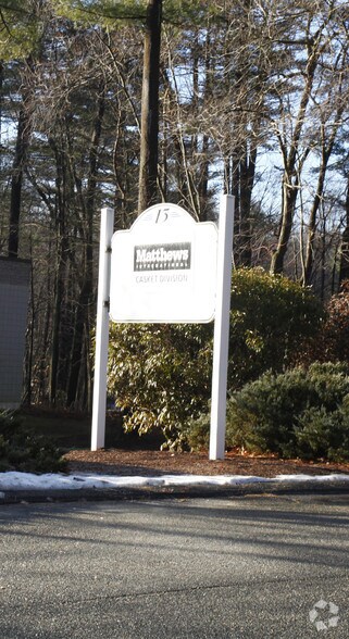 More Photos Of 13 Fortune Dr, Billerica Manufacturing For Lease