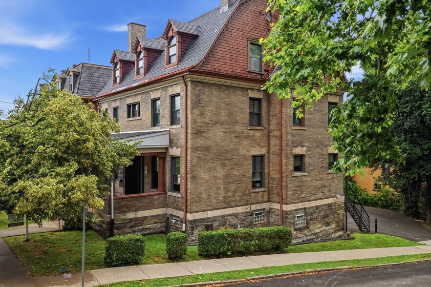More Photos Of 215 S Braddock Ave, Pittsburgh Apartments For Sale