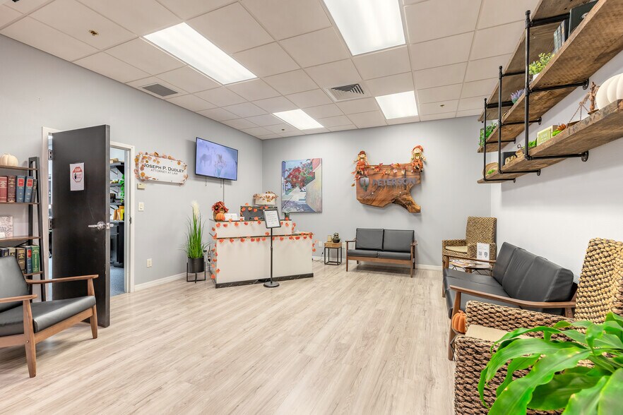 More Photos Of 2650 N Dixie Fwy, New Smyrna Beach Office For Sale