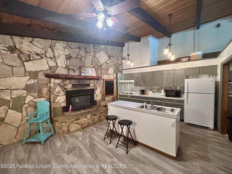 More Photos Of 616 Sudderth Dr, Ruidoso General Retail For Sale