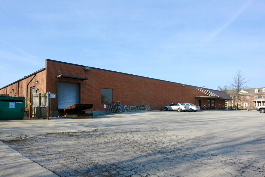 More Photos Of 2277 Thunderstick Dr, Lexington Medical For Lease