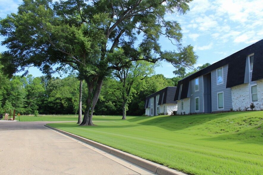 More Photos Of 780 Highway 61 N, Vicksburg Apartments For Sale