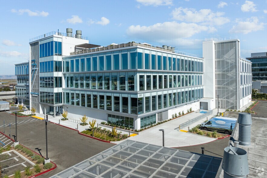 More Photos Of 777 Industrial Rd, San Carlos Research And Development For Lease